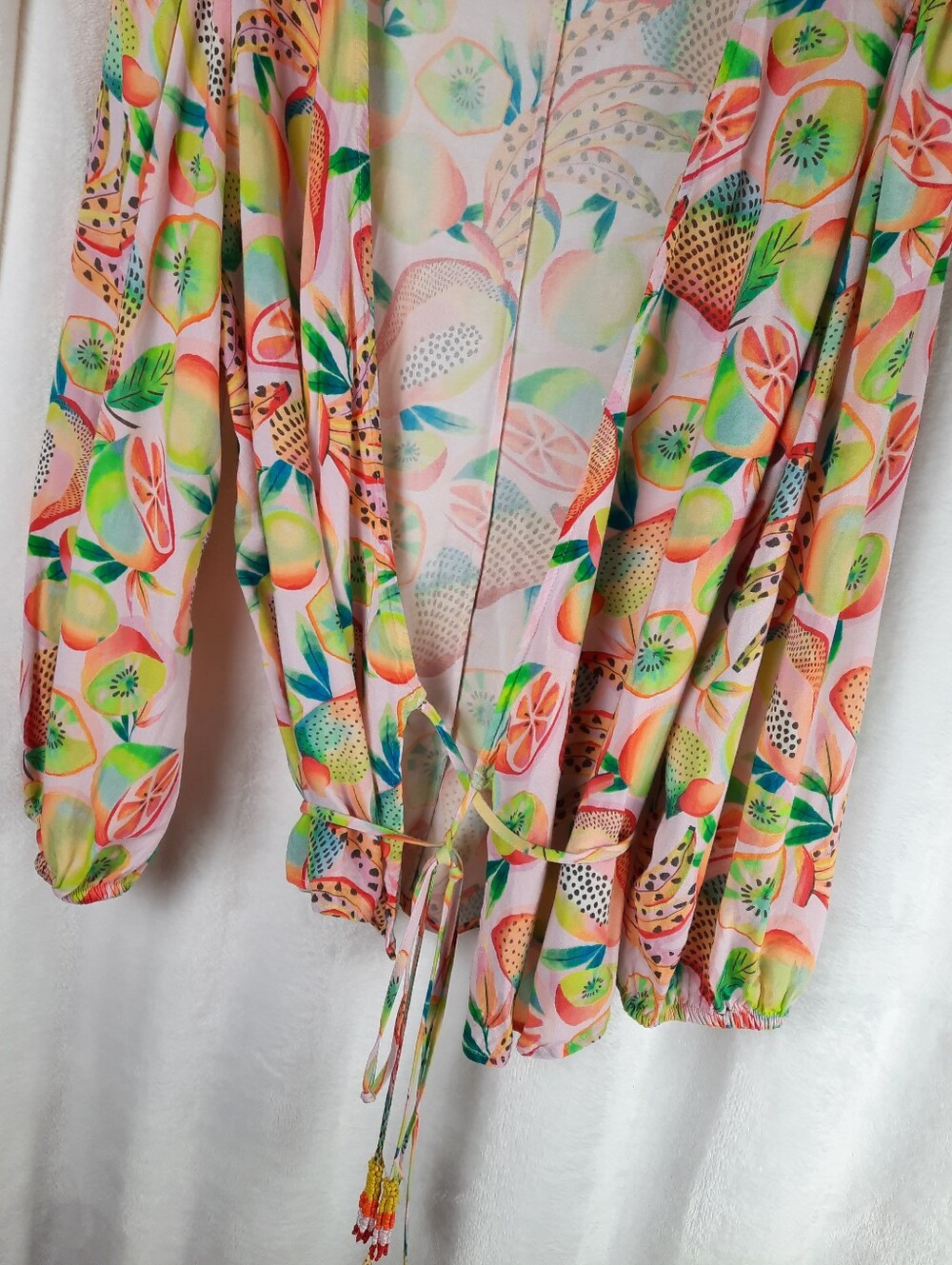 FARM Rio Anthropologie Citrus & Kiwi Wrap Top - Picture 5 of 16
